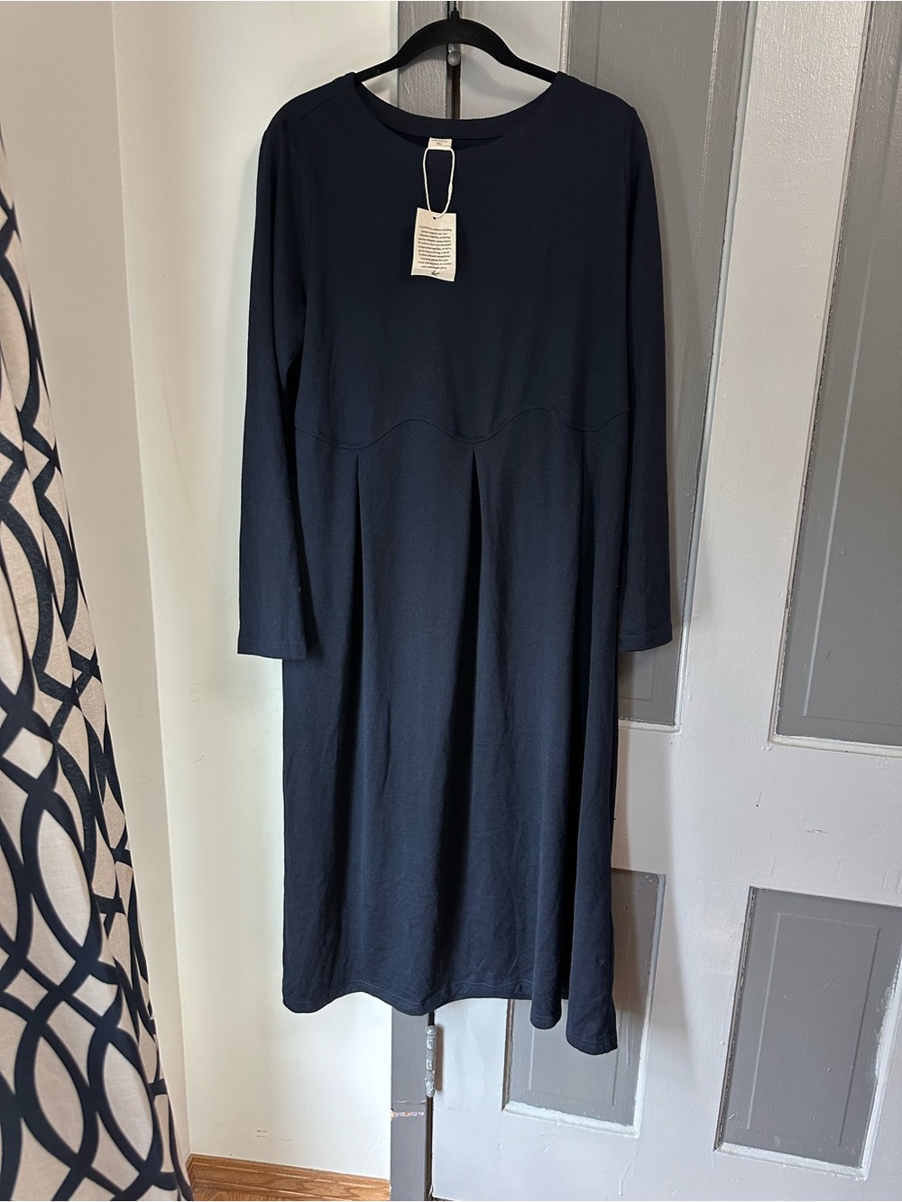 Lintico Long-Sleeve Dress